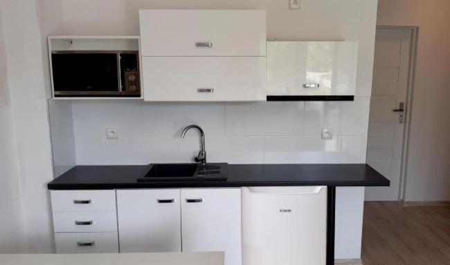 Apartamenty Sloneczne Tarasy Mrzeżyno Eksteriør bilde
